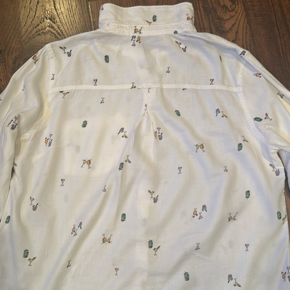 Old Navy Women Button down shirt - Picture 6 of 6